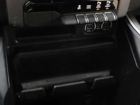 Used 2022 RAM 1500 Big Horn AWD/4WD image 24