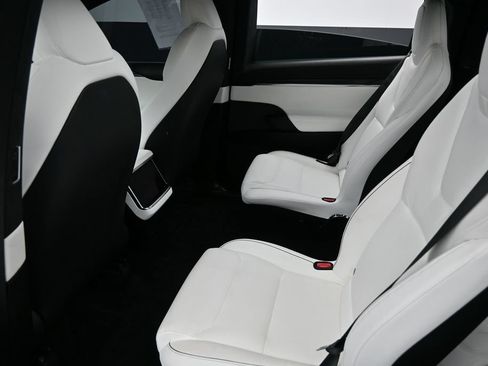 Used 2023 Tesla Model X Plaid AWD/4WD image 25