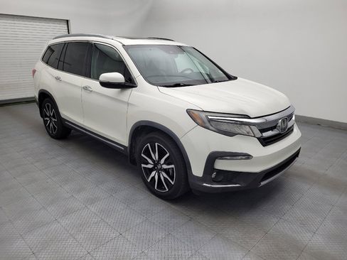 Used 2019 Honda Pilot Touring image 11