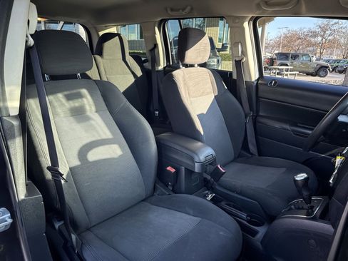 Used 2015 Jeep Patriot Sport w/ Power Value Group image 31