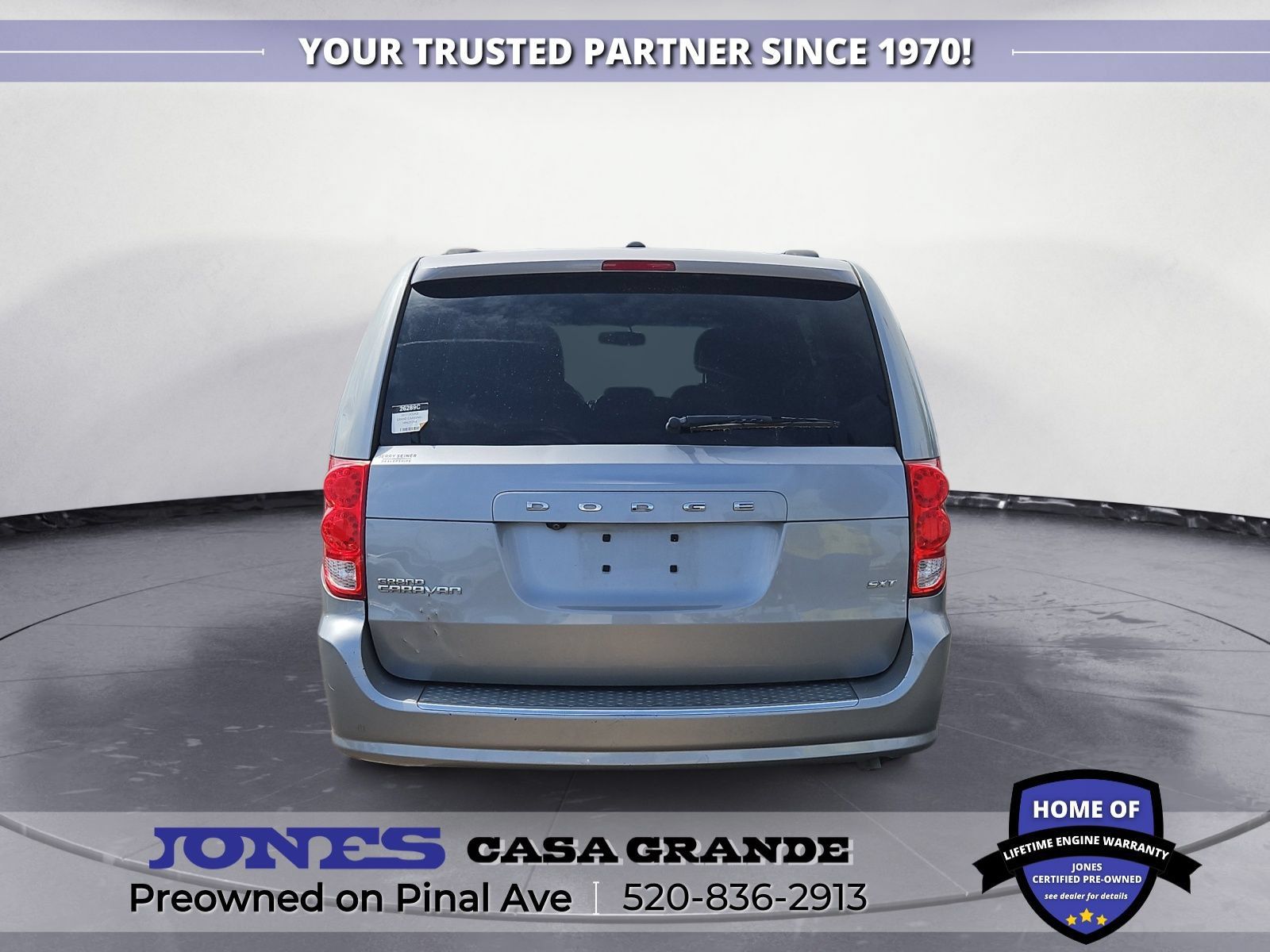 Used 2017 Dodge Grand Caravan SXT FWD image 5
