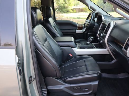 Used 2019 Ford F150 Lariat w/ Equipment Group 502A Luxury AWD/4WD image 22