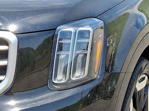 Used 2023 Kia Telluride S AWD/4WD image 9