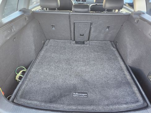 Used 2017 Volkswagen Golf Alltrack S image 26