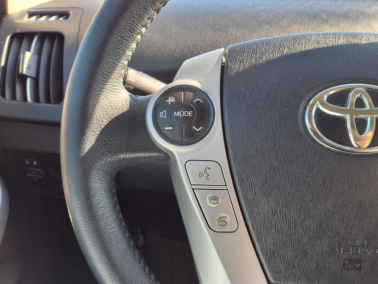 Used 2015 Toyota Prius Four FWD image 14