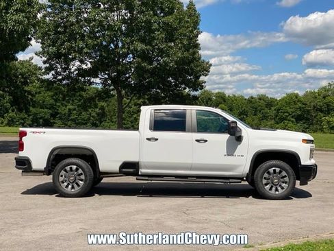New 2026 Chevrolet Silverado 2500 Custom w/ Custom Value Package AWD/4WD image 8