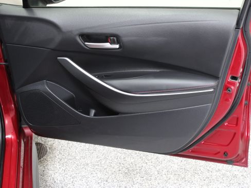 Used 2025 Toyota Corolla SE FWD image 32
