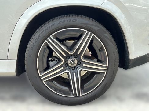 Used 2024 Mercedes-Benz GLE 350 4MATIC image 6