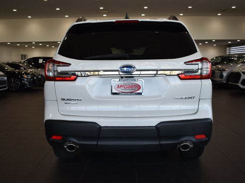Used 2024 Subaru Ascent Premium w/ Convenience Package image 10