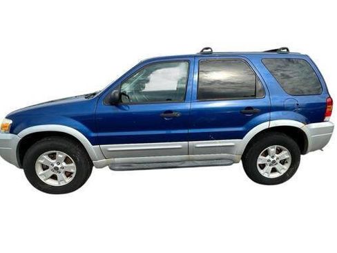 Used 2007 Ford Escape XLT AWD/4WD image 2