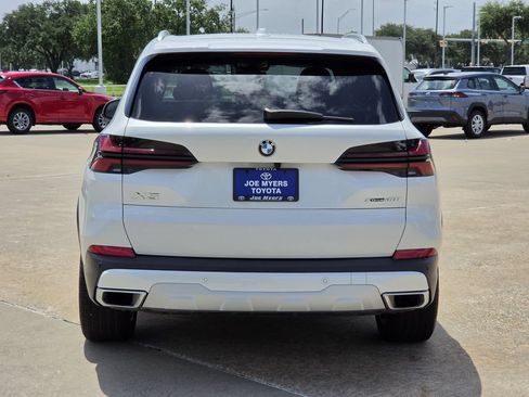 Used 2025 BMW X5 xDrive40i w/ Climate Comfort Package AWD/4WD image 8
