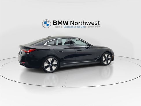 Used 2025 BMW i4 xDrive40i w/ Parking Assistance Package image 4