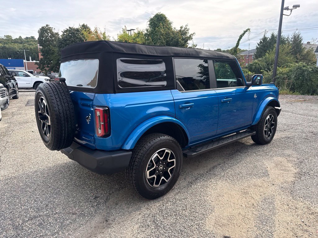 Used 2024 Ford Bronco Outer Banks AWD/4WD image 7