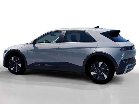 New 2026 Hyundai Ioniq 5 SE RWD image 4
