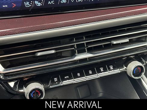 Used 2024 Chevrolet Traverse RS w/ LPO, Floor Liner Package image 26