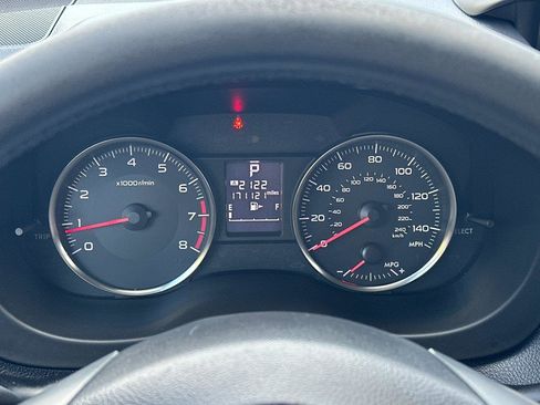 Used 2013 Subaru Crosstrek 2.0i Limited image 21