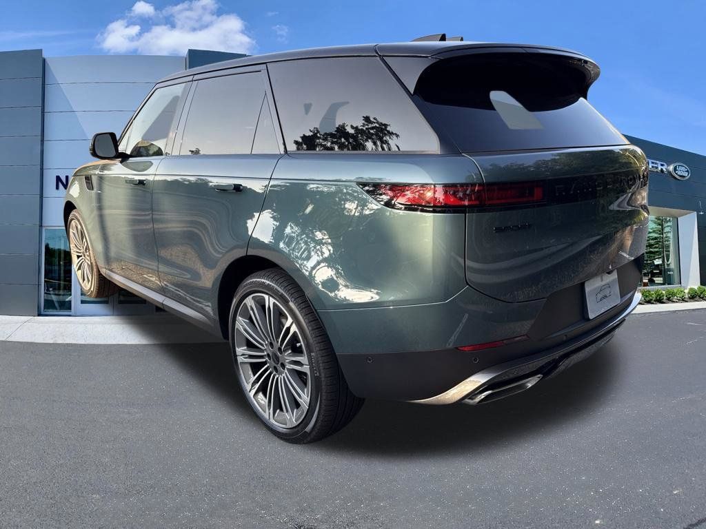 New 2026 Land Rover Range Rover Sport SE AWD/4WD image 7