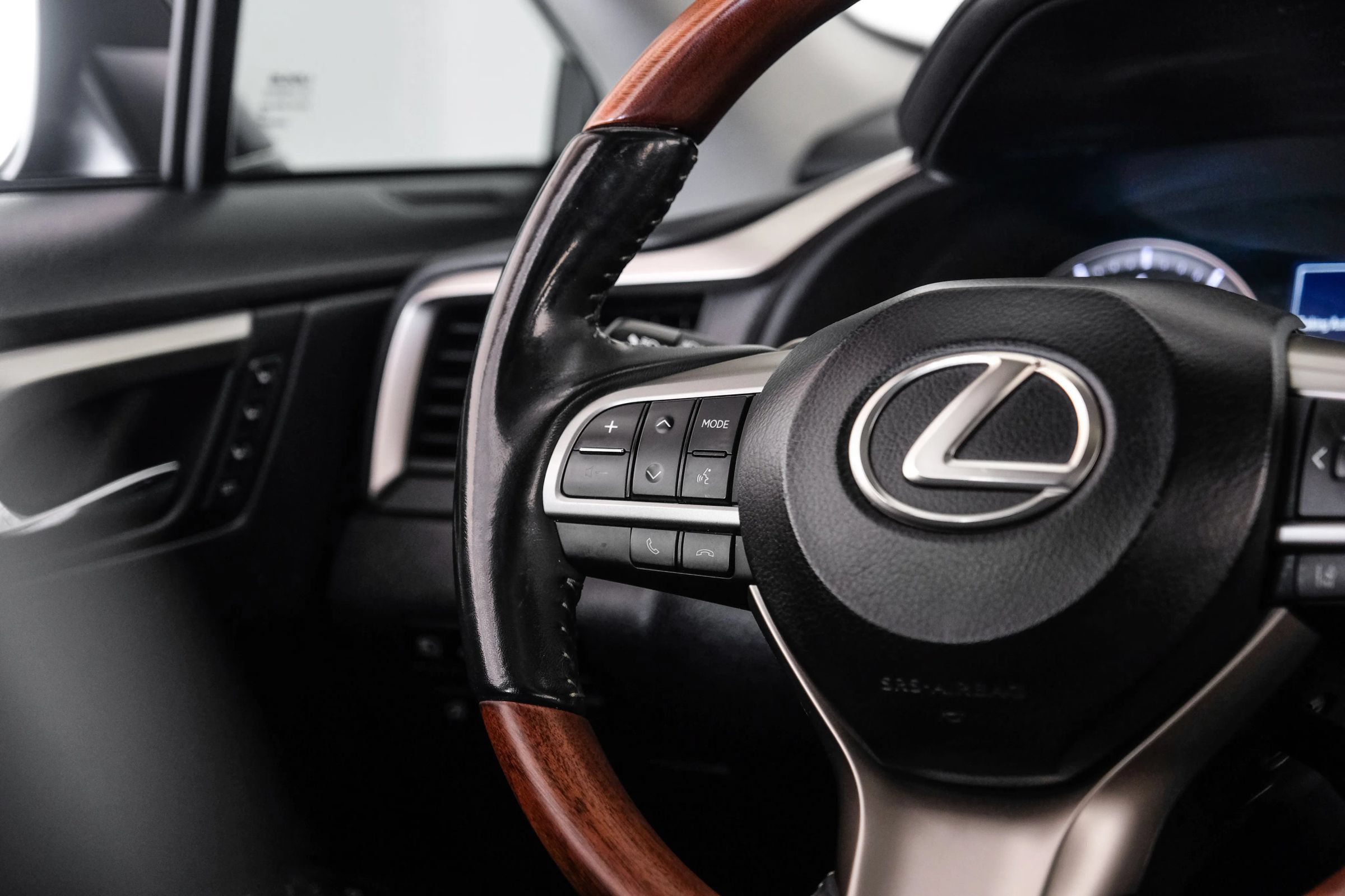Used 2022 Lexus RX 350 FWD w/ Premium Package image 20