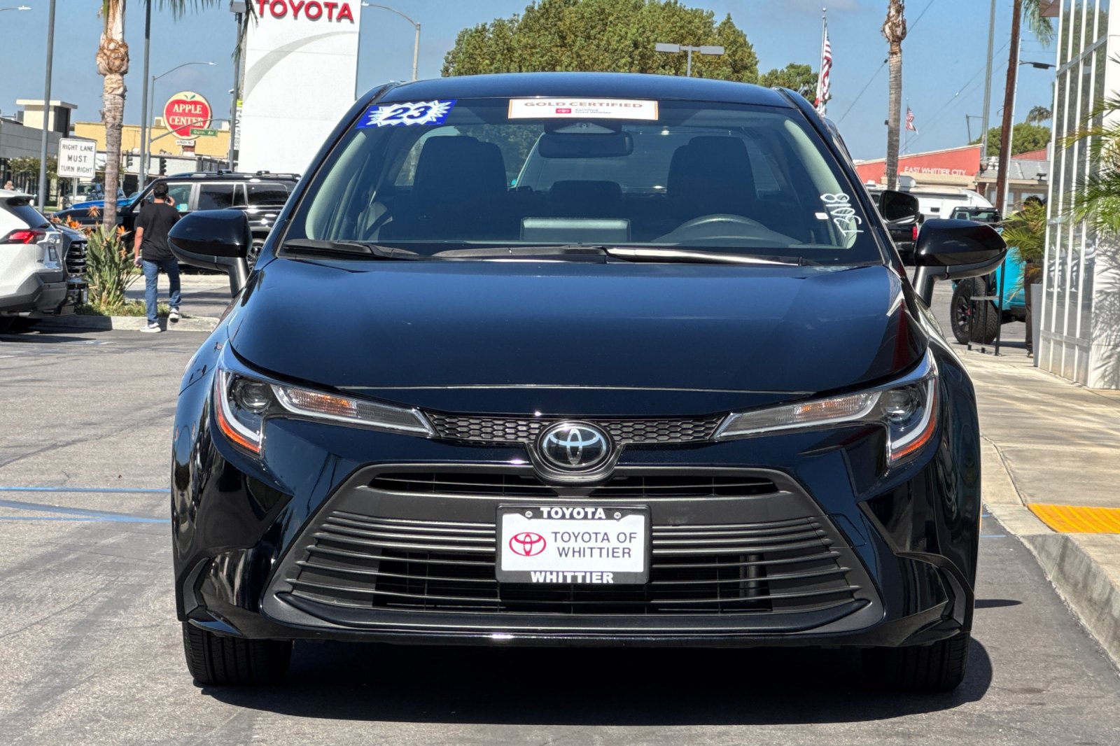 Used 2023 Toyota Corolla LE w/ Carpet Mat Package (TMS) FWD image 11