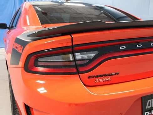 Used 2022 Dodge Charger R/T w/ Daytona Edition Group RWD image 37