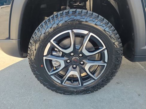 New 2026 Jeep Compass Trailhawk image 27