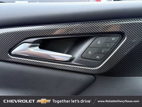Used 2025 Chevrolet Traverse High Country AWD/4WD image 24