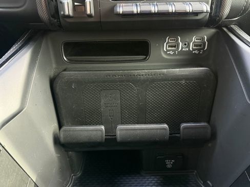 Used 2022 RAM 1500 Limited w/ Cold Weather Group image 28