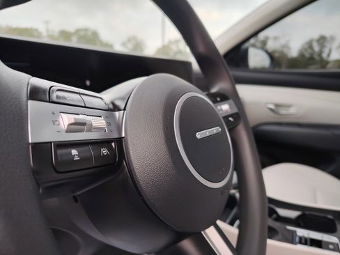 Used 2025 Hyundai Tucson SEL image 19