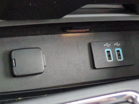 Used 2016 Ford F150 XLT w/ Equipment Group 302A Luxury image 30