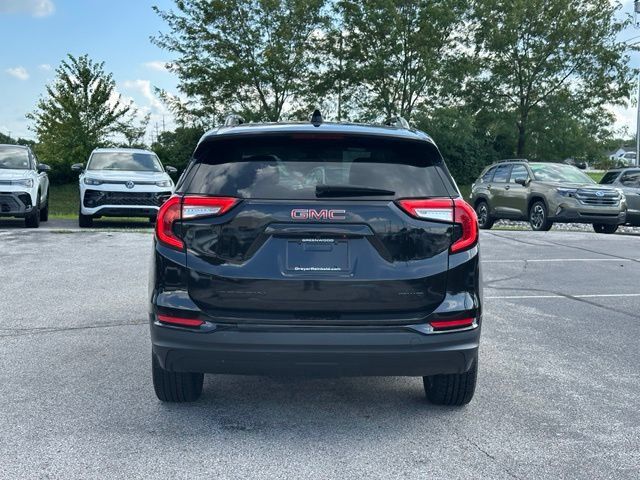 Used 2022 GMC Terrain SLE w/ Driver Convenience Package AWD/4WD image 7