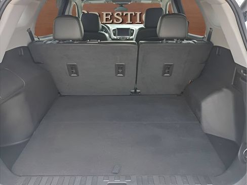 Used 2023 GMC Terrain SLT FWD image 29