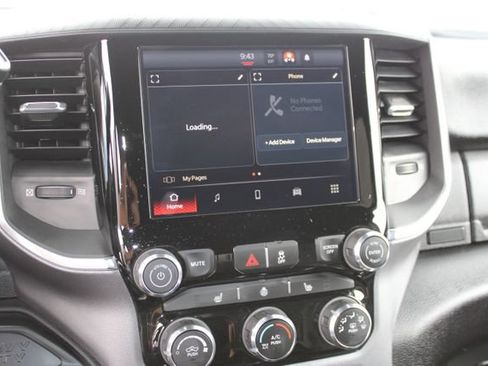 Used 2025 RAM 3500 Big Horn AWD/4WD image 40