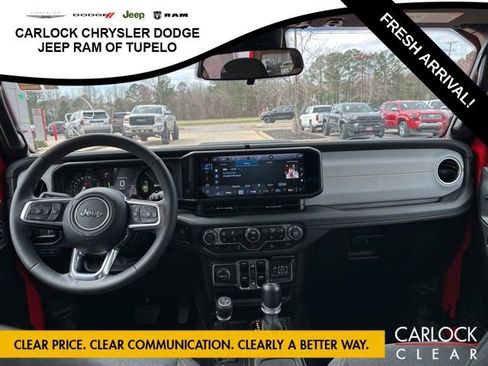 Used 2025 Jeep Wrangler Sahara image 22