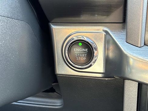 Used 2023 Ford F150 Lariat w/ Equipment Group 502A High image 30