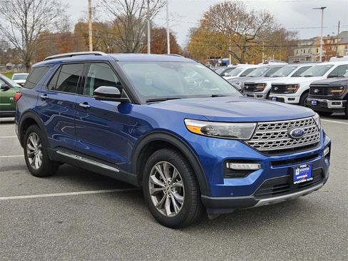 Used 2022 Ford Explorer Limited w/ Equipment Group 301A image 7