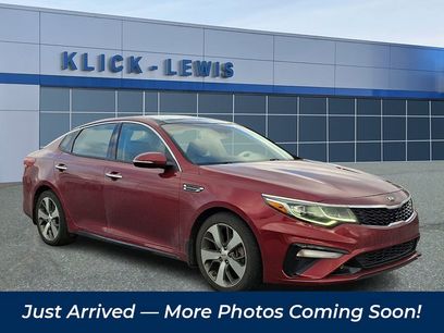 Used 2019 Kia Optima S w/ S Panoramic Sunroof Package