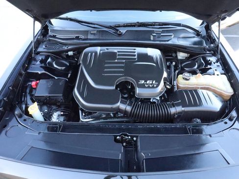 Used 2015 Dodge Challenger SXT Plus w/ Sound Group II image 8