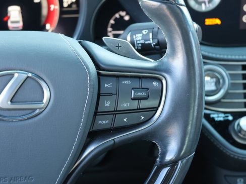 Used 2022 Lexus LS 500 image 21