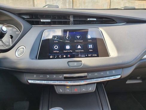 Used 2023 Cadillac XT4 Premium Luxury w/ Cold Weather Package AWD/4WD image 25