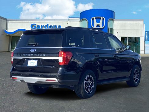 Used 2024 Ford Expedition XLT image 6