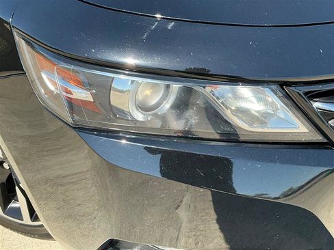 Used 2017 Chevrolet Impala Premier FWD image 17