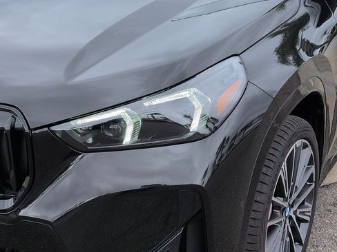 Used 2025 BMW X1 xDrive28i w/ Technology Package image 6
