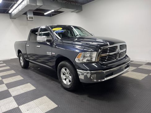 Used 2017 RAM 1500 Big Horn image 6