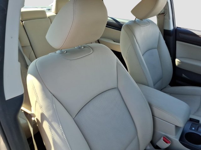 Used 2015 Subaru Legacy 3.6R Limited AWD/4WD image 19