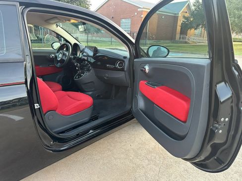 Used 2015 FIAT 500 Pop FWD image 20