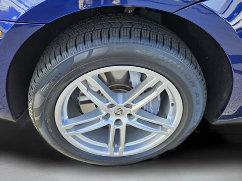 Used 2022 Porsche Macan image 24