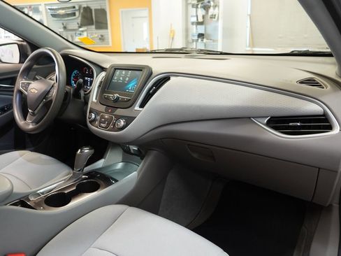 Used 2016 Chevrolet Malibu LS image 34