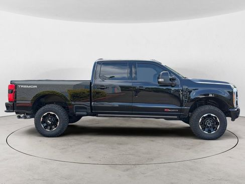 Used 2025 Ford F350 Platinum w/ Tremor Off-Road Package AWD/4WD image 5