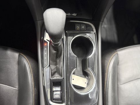 Used 2023 Chevrolet Equinox Premier image 22