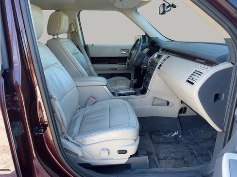 Used 2009 Ford Flex SEL image 21